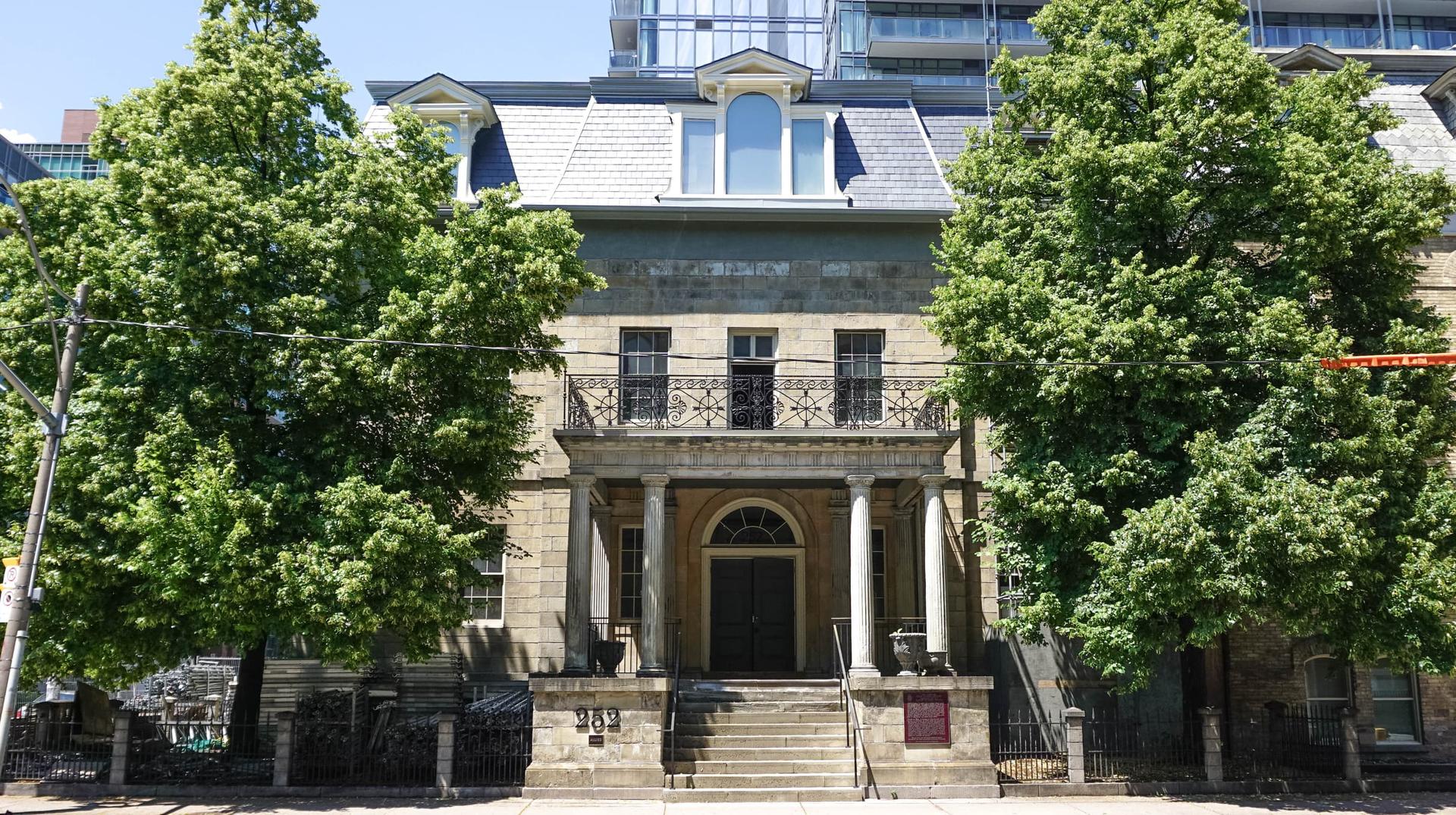 Outdoor photo of Orium headquarters in Toronto